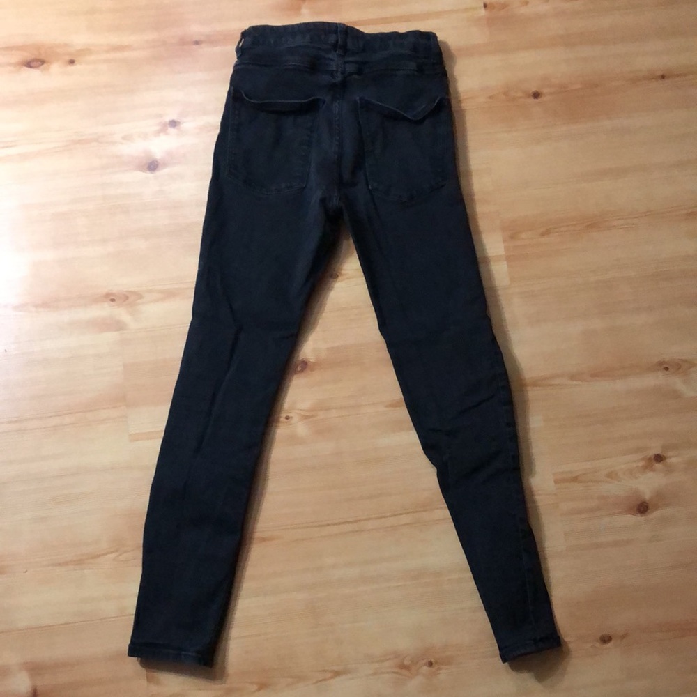Black skinny jeans, no rips - Picture 2 of 3